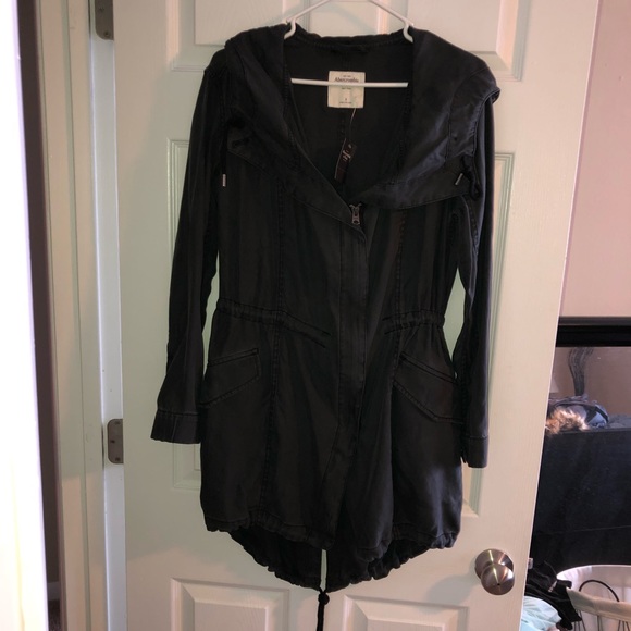 Jacket - Picture 4 of 4